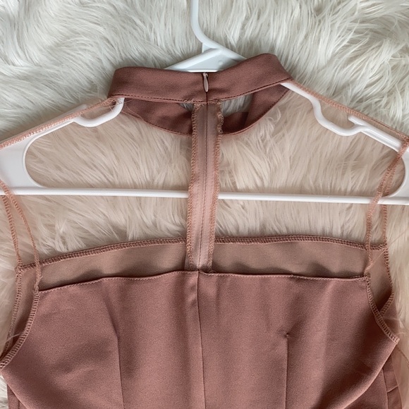 Beautiful mesh top - Picture 4 of 4